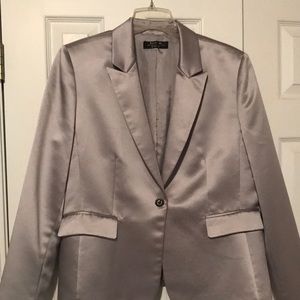 Tahari Luxe Silver Blazer w ornate button. Great for upcoming holiday events.
